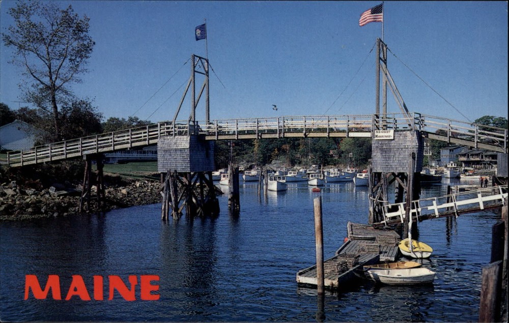 Maine Ogunquit Perkins Cove drawbridge boats ~ postcard sku689