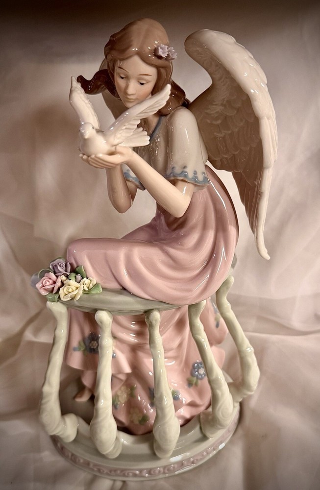 2006 Porcelain Hand Painted Angel Garden Rail Dove in Hand 12”Figurine
