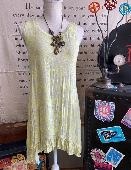 LOGO Layers Lori Goldstein Sunny Lime Printed Lace Tank Top with Ruffle Hem New