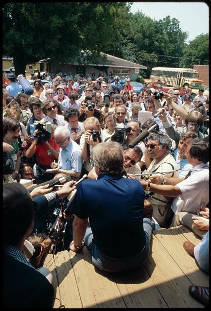 Plains Georgia Jimmy Carter 1977 Press Crowd Microphones Photographers
