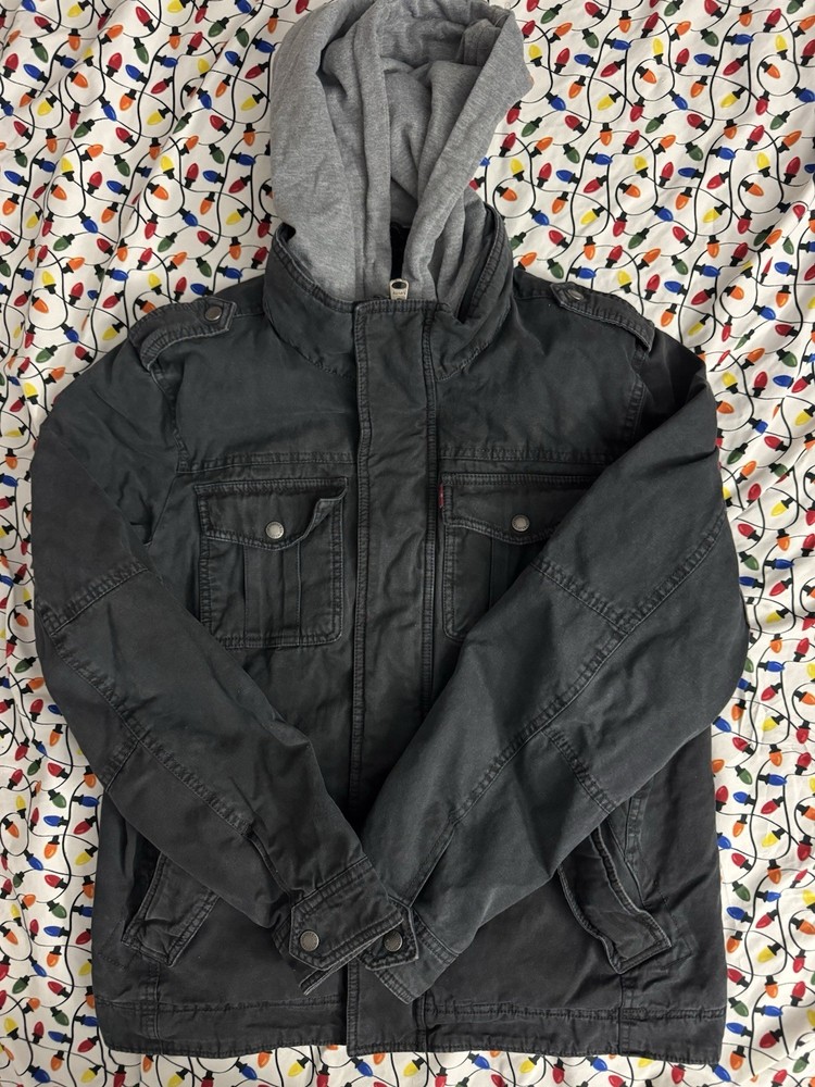 Levi's Sherpa Lined Military Trucker Jacket with Removable Hood, Men’s Medium.