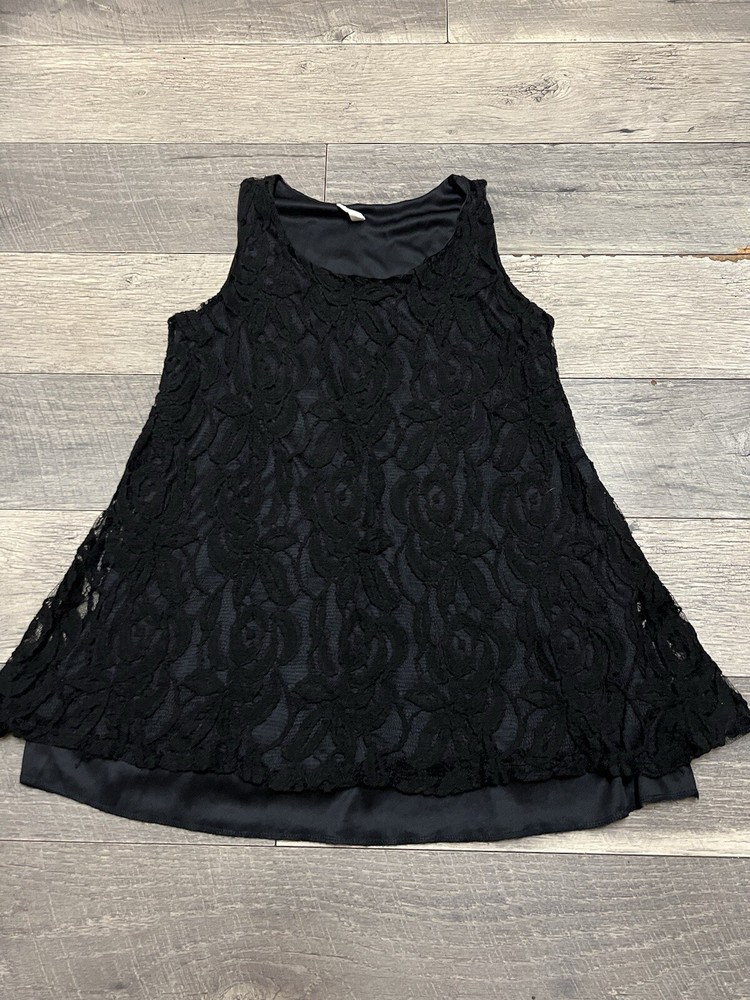 Pink Blush Boutique Black Lace Lined Sleeveless Tunic Size S