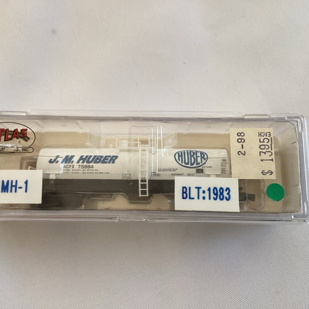 N Scale Atlas Kaolin Tank Car JM Huber #34821 W/box Car Number 75884