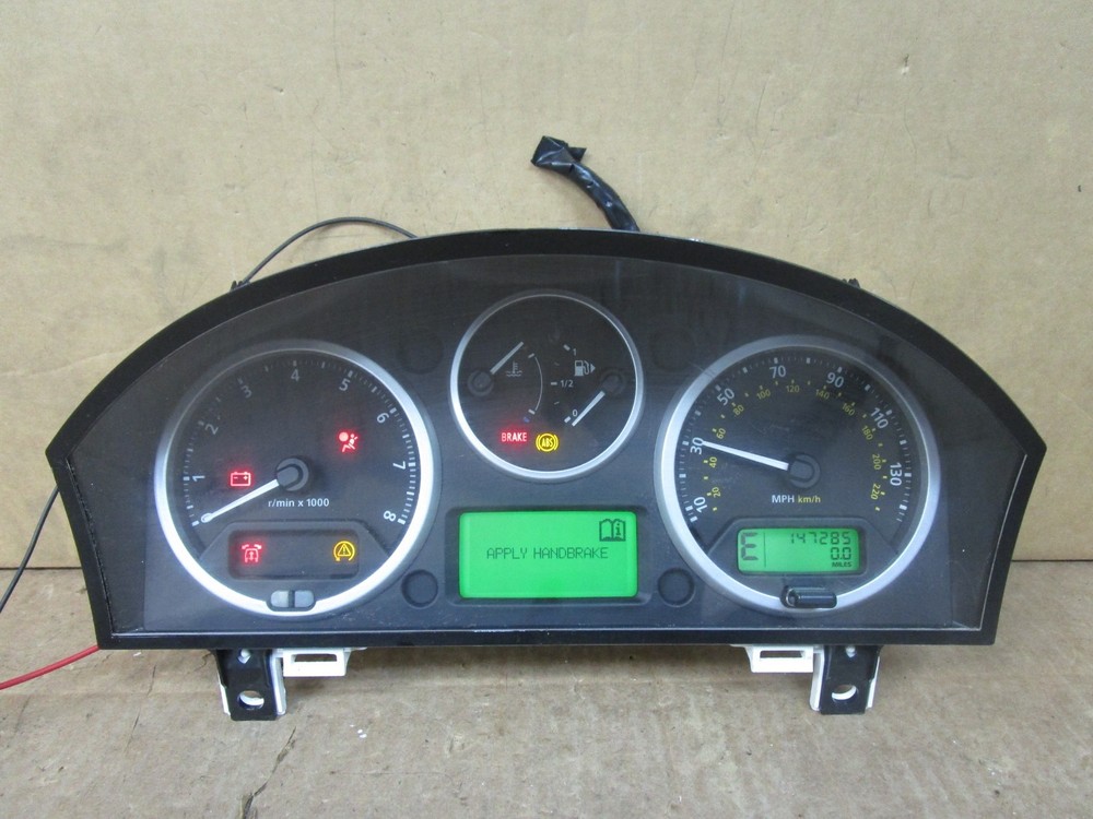 05 06 07 Land Rover LR3 Speedometer Instrument Cluster 147K Miles yac502100