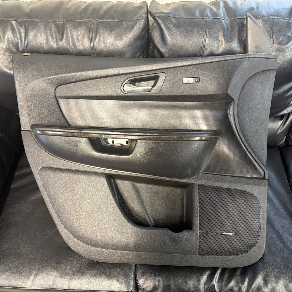 Gmc Acadia Front Left Driver Interior Door Panel Trim 2011-2012 20958492