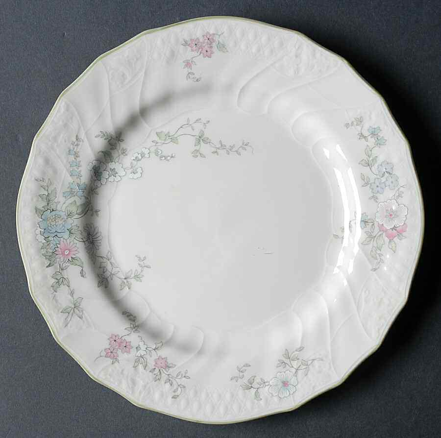 Royal Doulton Calais Salad Plate 551734