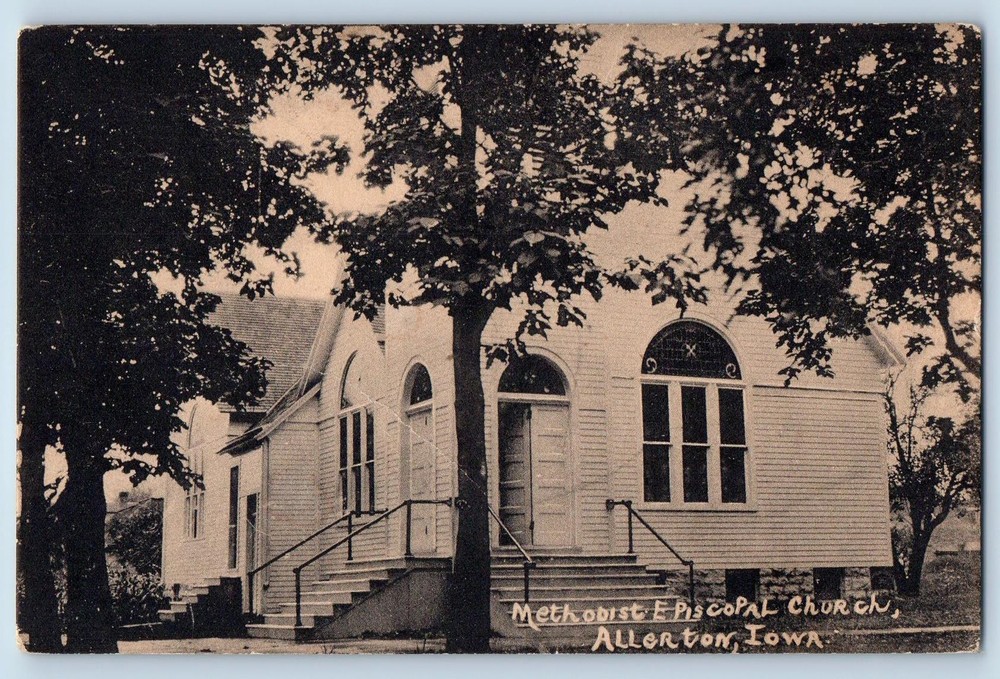 Allerton Iowa IA Postcard Methodist Episcopal Church Exterior c1910's Antique