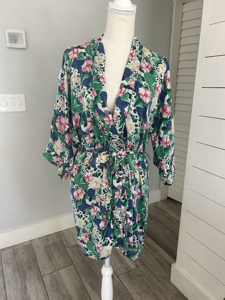 Vintage Victoria's Secret Gold Label  Floral Satin Tie Robe os one size