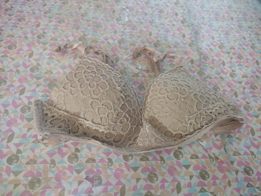 Women's BCBGMazazria Wire-Free Defective Bra Size Large  