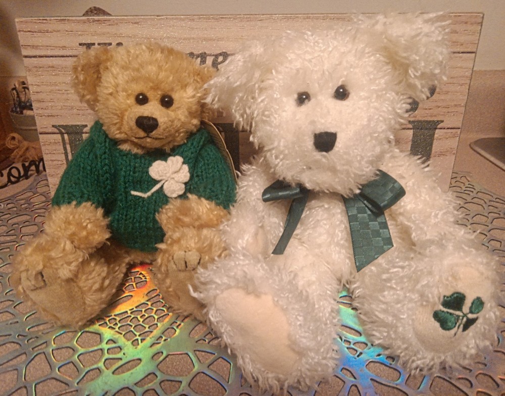 BOYD'S BEARS St Patrick's Day White & Brown Stuffed Bears Plush