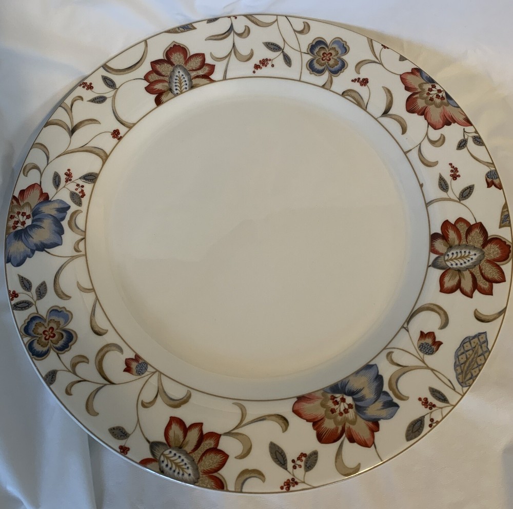 Churchill - Jacobean - Round Platter - 12.5”