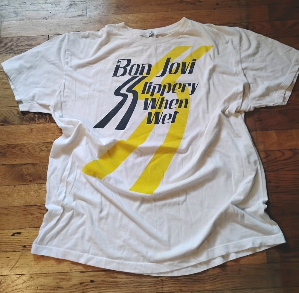 Vintage Bon Jovi Slippery When Wet T-shirt Size Extra Large
