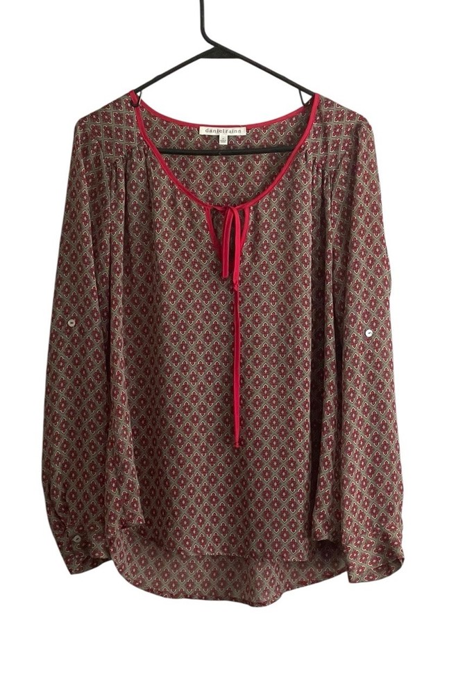 Daniel Rainn Blouse Top Women's Medium Red Floral Long Sleeve Tie Scoop Neck