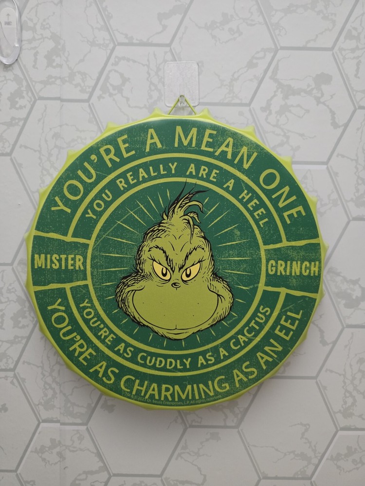 Dr Seuss Grinch Stole Christmas 11.6 Inch Round Metal Bottle Cap Sign Decor