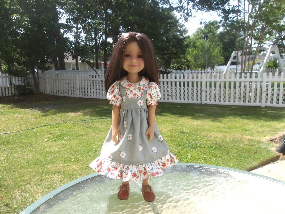 Ruby Red Fashion Friends Outfit, 14