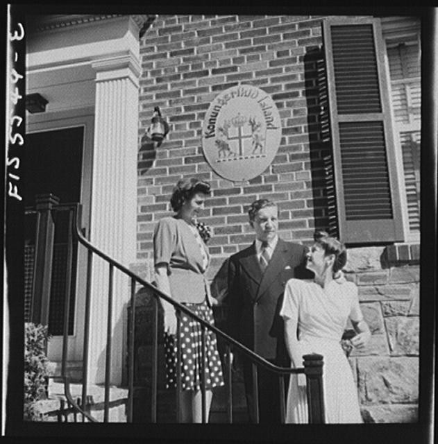 Washington D.C. Icelandic Legation Minister Thors 1940s People on Steps
