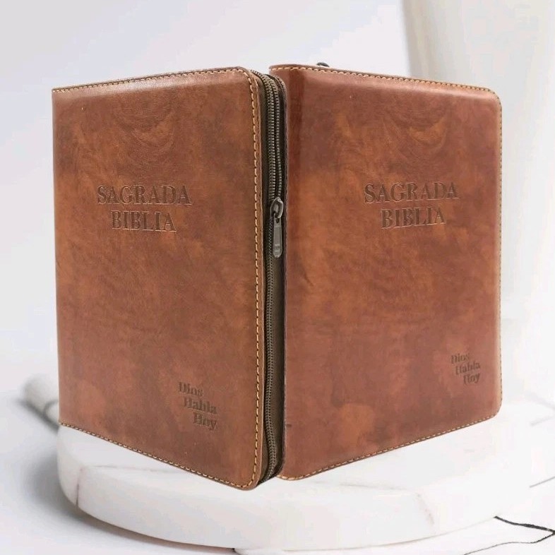 Sagrada Biblia en Español, Piel de leather con cierre, 