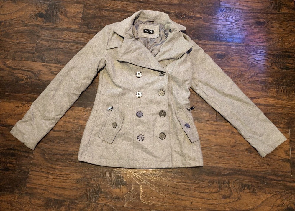 Rue 21 Women’s Grey Long Sleeve Peacoat Jacket Size Medium
