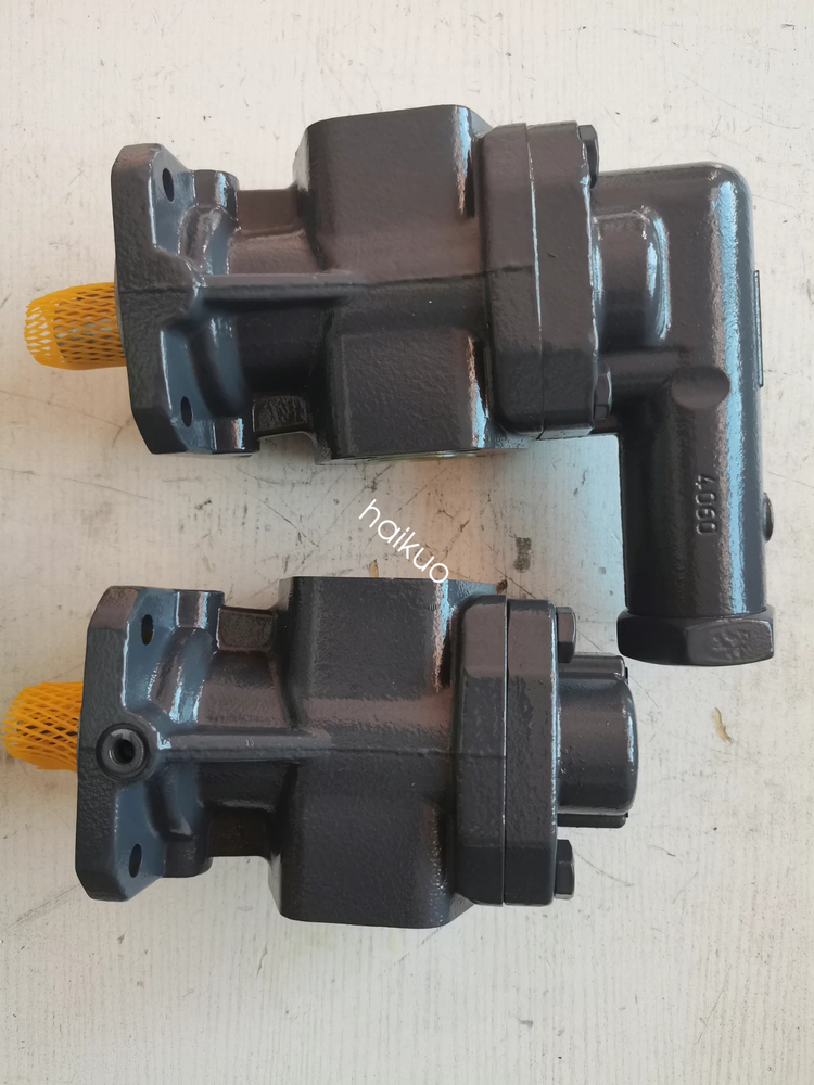 1pcs KF200RF2/197-D15 KRACHT oil pump   new Shipping DHL or FedEX