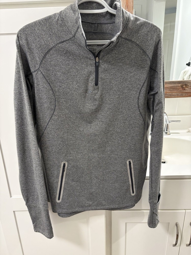 Under Armour ColdGear Women's Gray 1/4 Zip Semi-Fitted Pullover Top Size L
