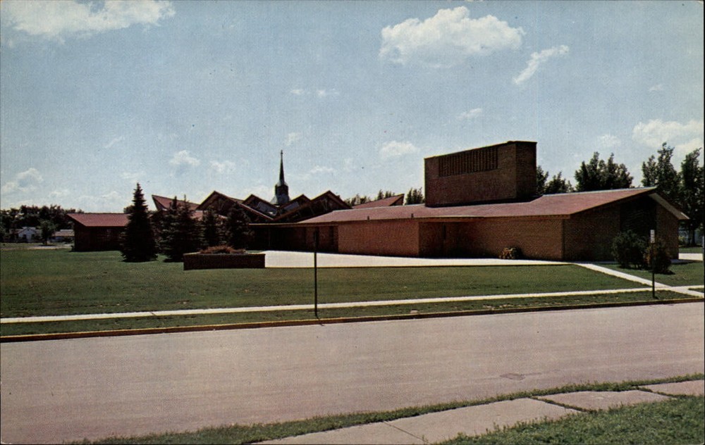 St John's Lutheran Church ~ Midland Michigan ~ 1950s-60s vintage postcard