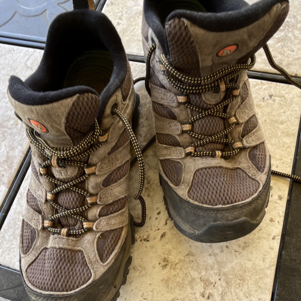 Merrell Moab 2 Men's Hiking Shoes Brown/Black Vibram Sole US 9.5 Medium