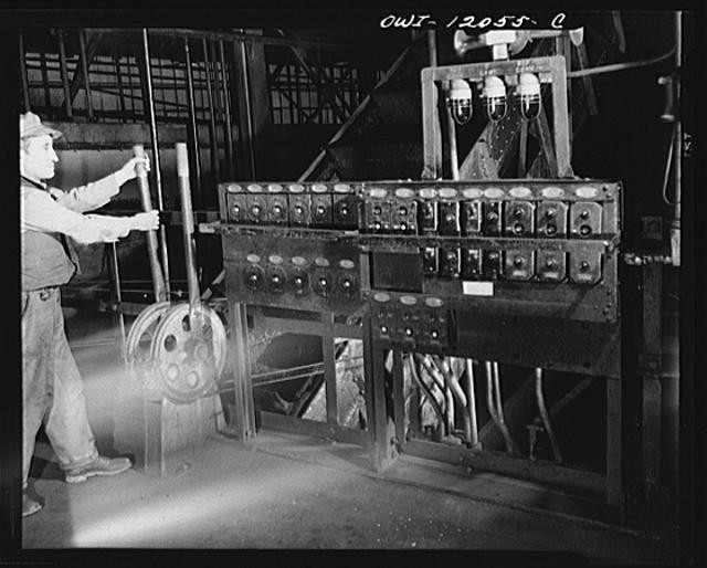 Photo:Industrial Electrical Control Panel Worker 1910s Factory Machinery