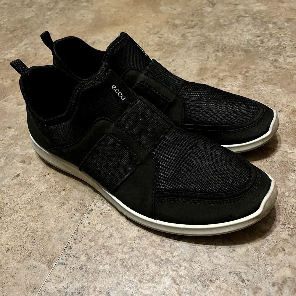 ECCO Women’s Slip-On Sneakers Narrow Width Black Comfort Walking Shoes US 8
