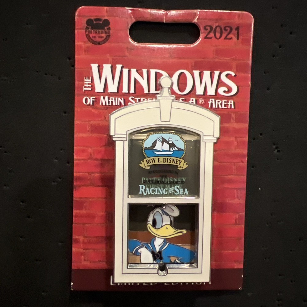 Disneyland Main Street USA Donald Duck Roy E Disney Limited Edition 3000 Pin