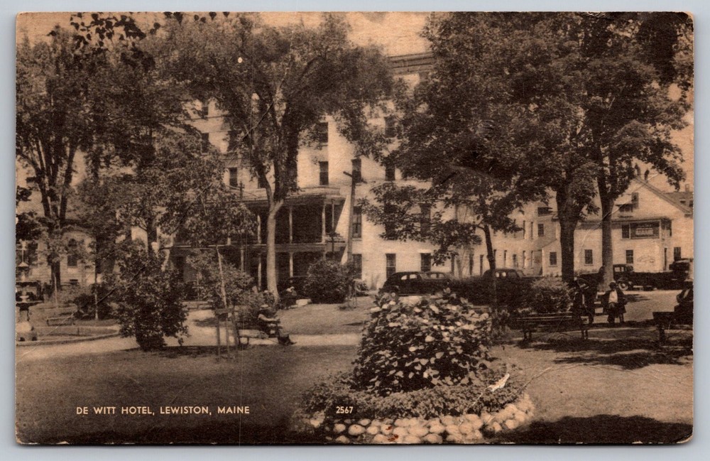 De Witt Hotel Lewiston Maine vintage postcar  (A2)