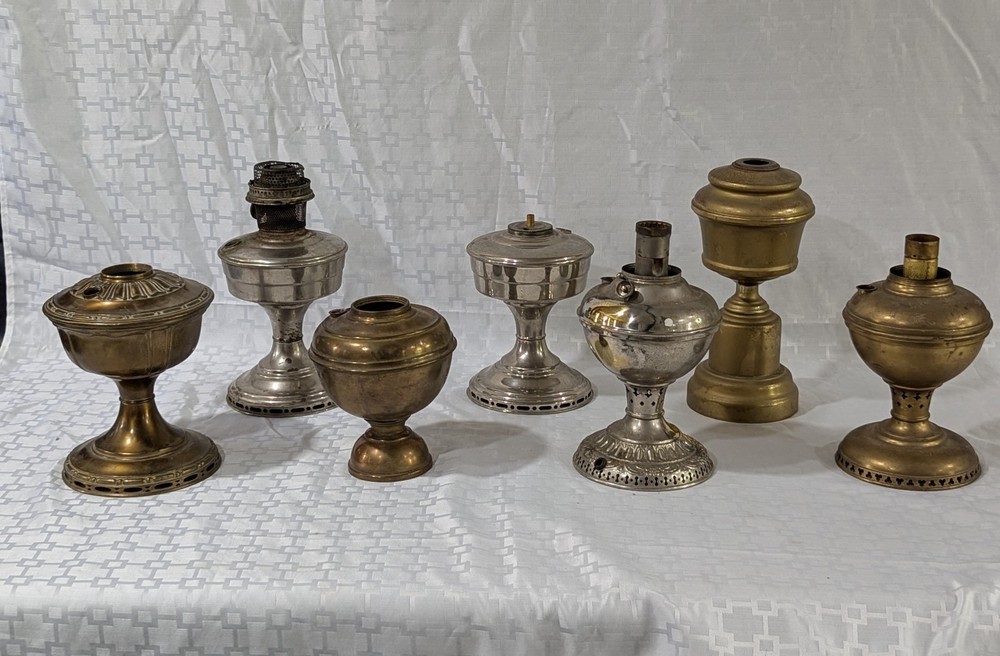Lot of 7 Aladdin Lamps FOR PARTS Brass (lot #3)
