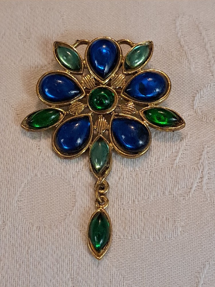 Vintage Colorful Blue Green Cabochon Gold Tone Brooch Pin Dangles