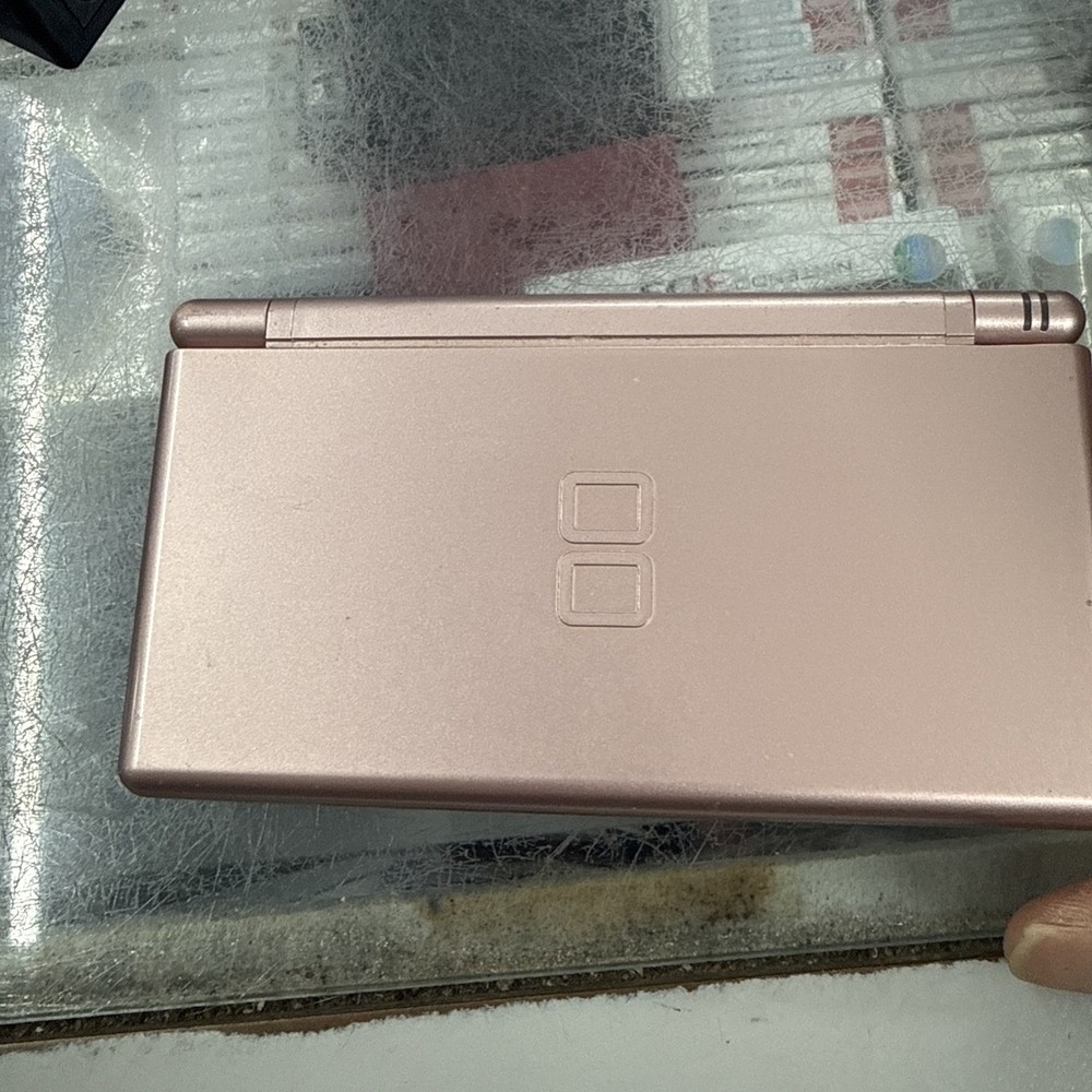Nintendo DS Lite Metallic Rose Pink Handheld console Work Black Line