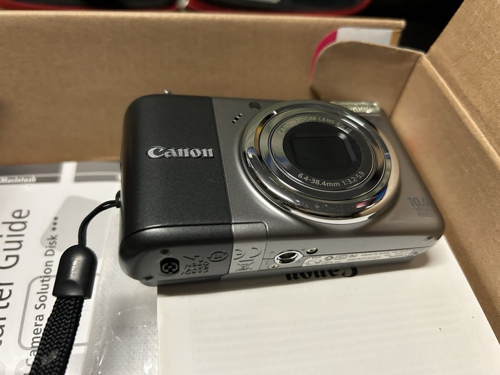 Canon PowerShot A2000 IS Compact Digital Camera w/ Original Box - Tested & Works