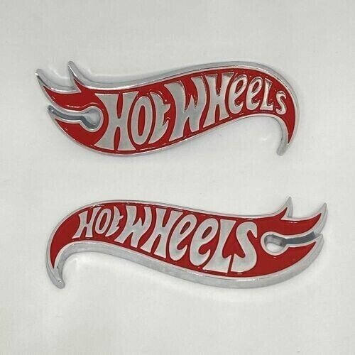2PCS 3D Metal Red Silver Hot Wheels Fender Lid Hood Badge Hotwheels Decal Emblem