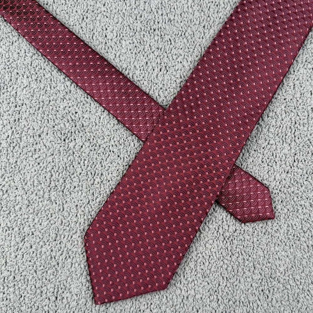 Giorgio Armani Tie Mens Red Geometric Pattern 100% Silk Italy Necktie