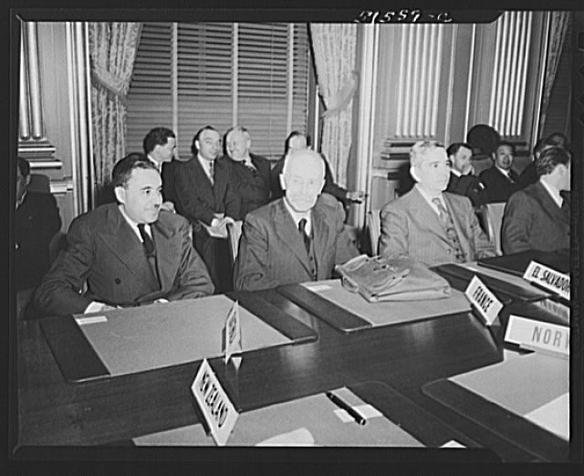 Photo:United Nations New York City 1940s Delegates Conference Meeting