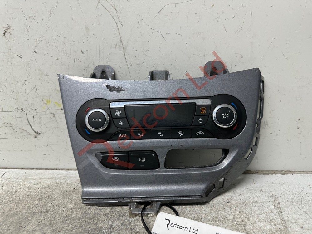 FORD Focus Zetec 5DR Petrol 15-19 Digital Climate Control Panel Upgrade