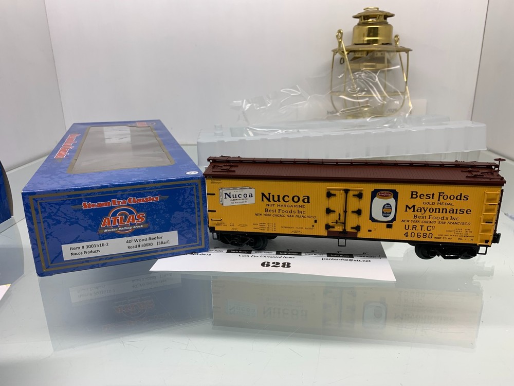 628 Atlas 40' Wood Reefer Car Nucoa Nut Margarine  Plastic O Gauge 3 Rail