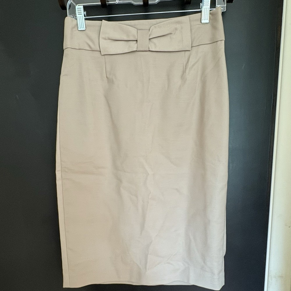 Adrienne Vittadini Studio Light Brown Women’s Skirt - Size 4-very Cute!