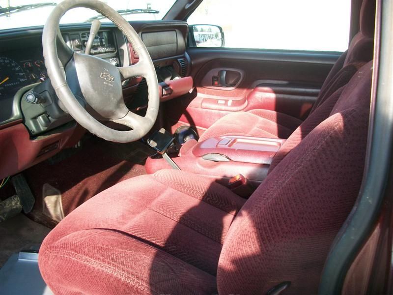 TCHEV1500 1998 Valve Cover 179737