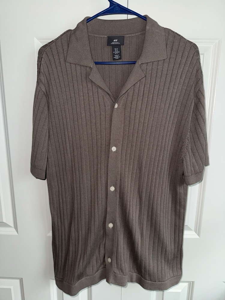H&M Brown Shirt Men’s Medium