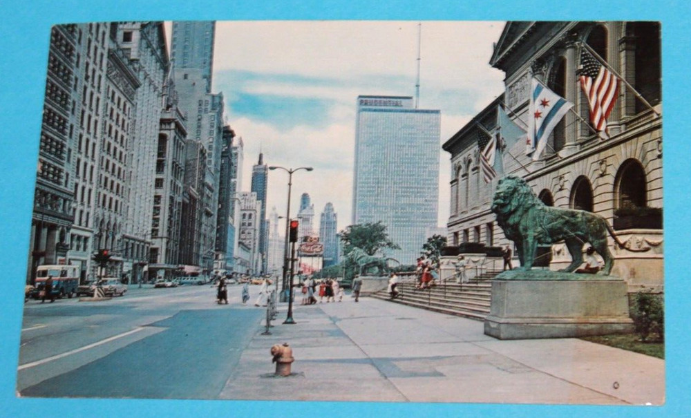 Vintage Souvenir Travel Postcard Michigan Avenue Chicago IL