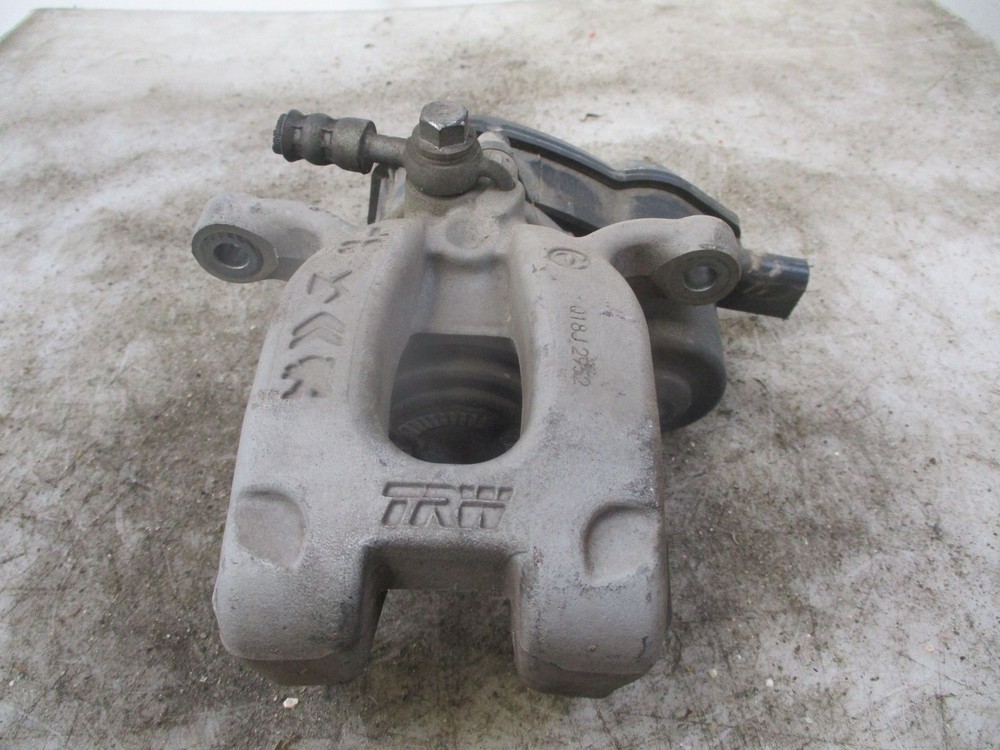 Peugeot 208 II 2019 1672362480 Left Rear Brake Caliper