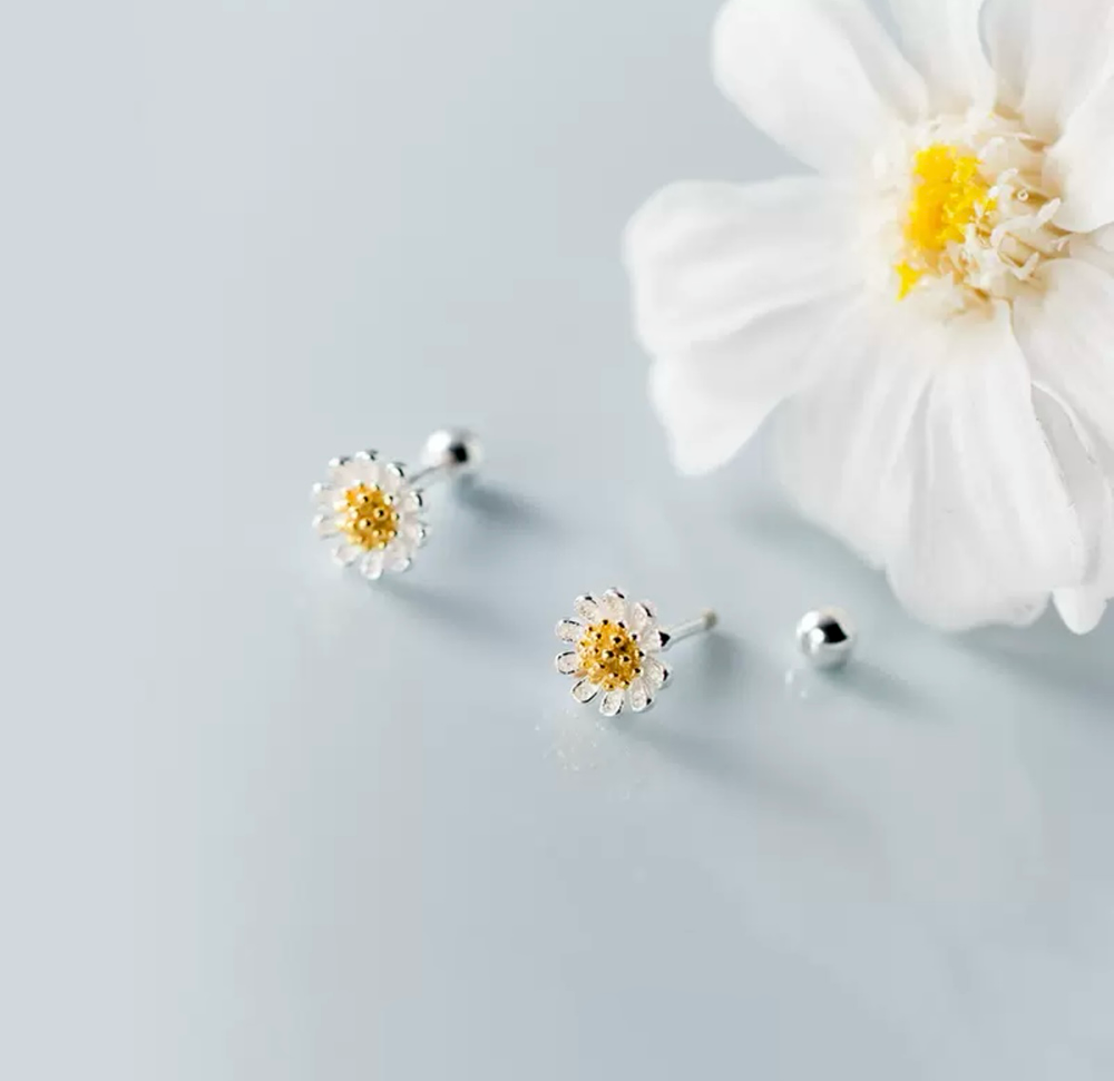 Women S925 Sterling Silver Daisy Flower Stud Earrings