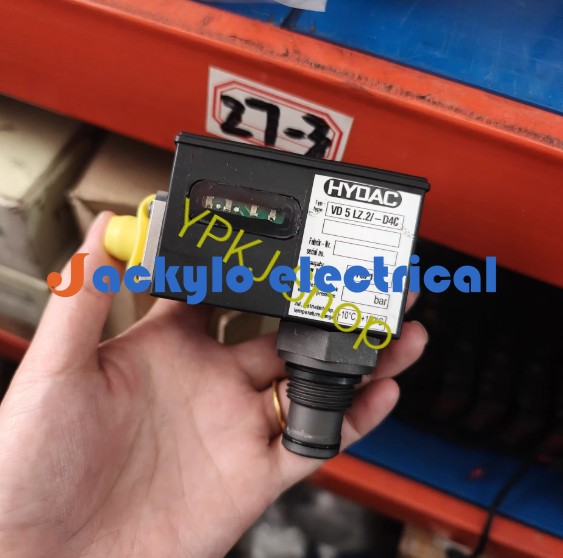 1PCS NEW HYDAC VD 5LZ.2/-D4C Pressure sensor Fast delivery Via Fedex/DHL