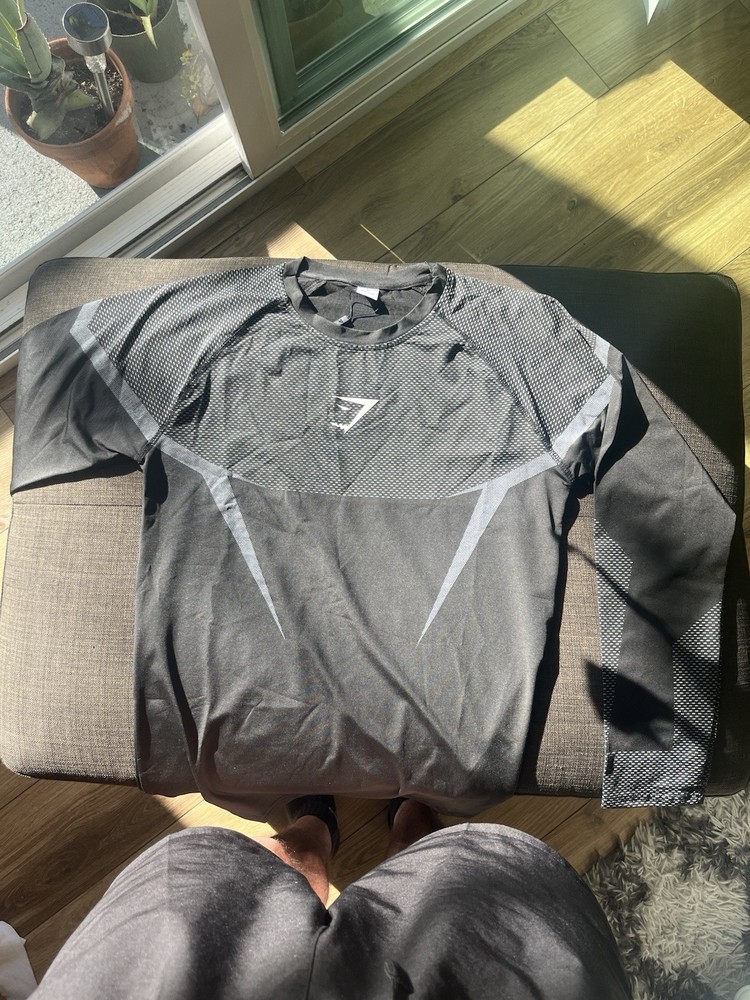 Gymshark Onyx 5.0 Seamless Long Sleeve T-Shirt Men Medium