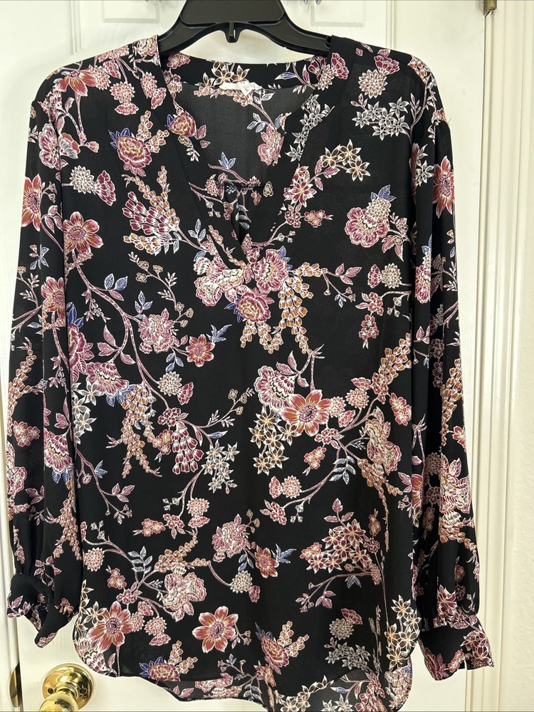 Maurices Women’s Floral Long Sleeved Blouse Size L