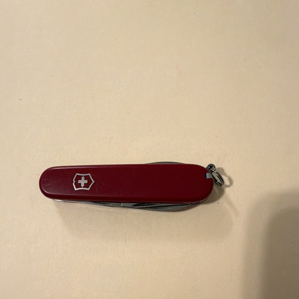 Victorinox Tinker Small Red 7-Tool Multi-Tool 2in SS Straight Blade Keyring