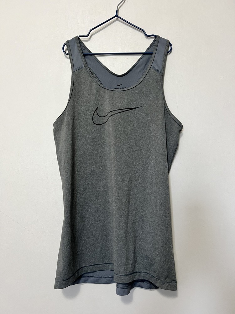 Nike Tank Top Women’s small Dri-Fit Athletic Training Gray Sleeveless stretch